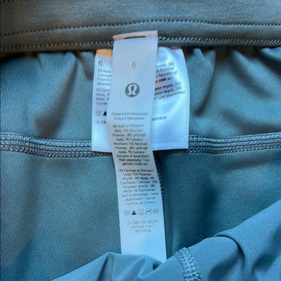 Lululemon Athletica Blue Athletic Shorts Soft Fabric - Picture 2 of 4
